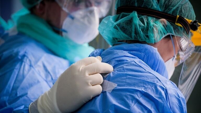 Ηράκλειο: Τρίτος νεκρός στην ίδια οικογένεια από κορονοϊό – Ανάμεσά τους ένας ιερέας