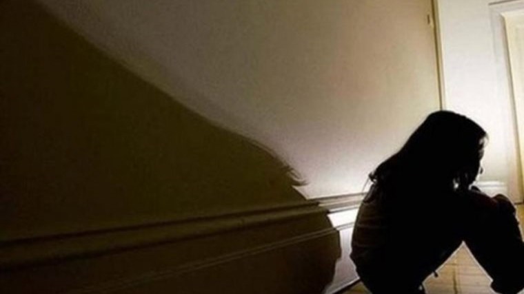 Σοκ στη Χαλκίδα: Συνελήφθη υπάλληλος για ασέλγεια σε 27χρονη με ειδικές ανάγκες