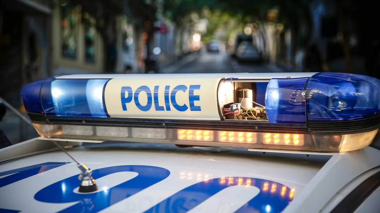 Συνελήφθη 40χρονος για ληστείες σε περίπτερα του Πειραιά – Πώς δρούσε