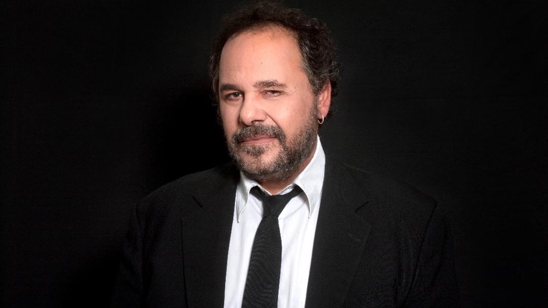 Με Τζιόβα-Αναστασοπούλου “επιστρέφει” στο “Νυφικό κρεβάτι” ο Αλέξανδρος Ρήγας