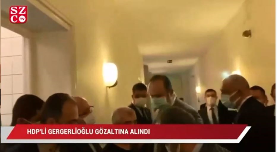 Τουρκία: Συνελήφθη φιλοκούρδος βουλευτής – Βρισκόταν με πιτζάμες και παντόφλες στο Κοινοβούλιο