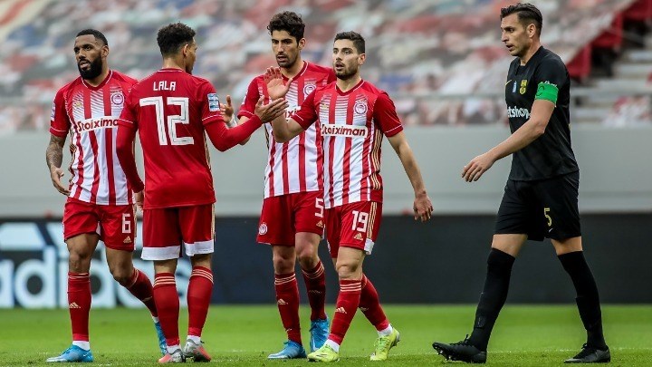 Ολυμπιακός: Ασταμάτητος και με 10 παίκτες