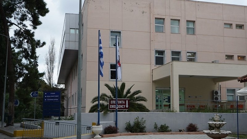 Κορονοϊός – Οικογενειακή τραγωδία στην Κρήτη: Μετά τον παπά, την παπαδιά πέθανε και ο γιος