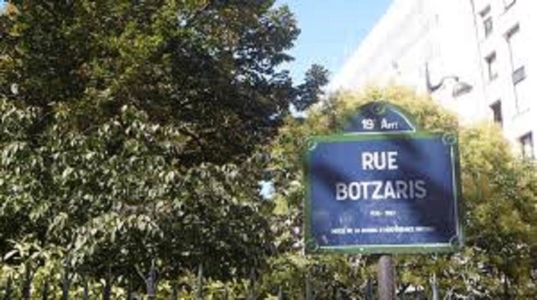Ο “Μάρκος Μπότσαρης” στο Παρίσι: Η οδός και ο σταθμός του μετρό με το όνομά του