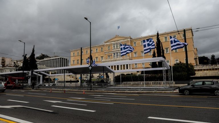 25η Μαρτίου: Ποιοι δρόμοι και σταθμοί του μετρό είναι κλειστοί – Αλλαγές στα δρομολόγια του τραμ