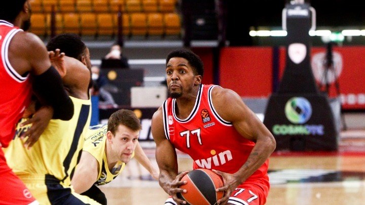 Euroleague: Ήττα για τον Ολυμπιακό από τη Φενέρ