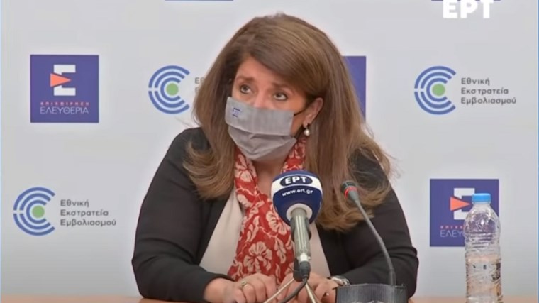 Αντιδράσεις για τη δήλωση Παπαευαγγέλου σχετικά με τους θανάτους εκτός ΜΕΘ