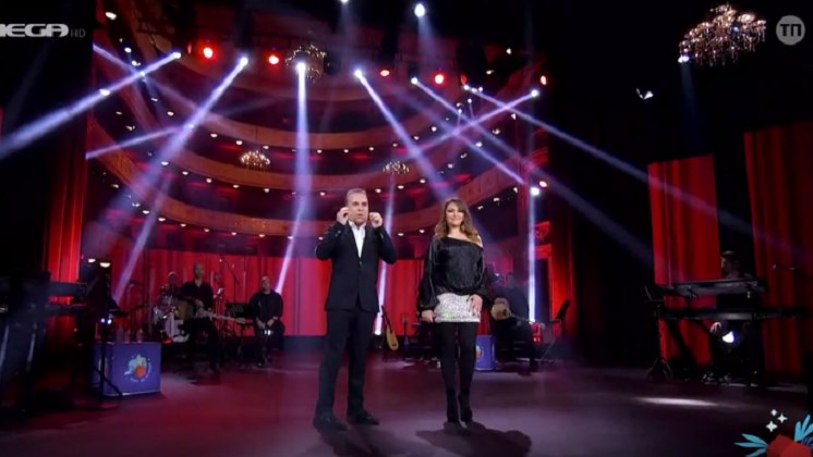 Καίτη Γαρμπή: Αποκάλυψε πώς αντέδρασε όταν άκουσε το πρώτο τραγούδι της στο ραδιόφωνο – ΒΙΝΤΕΟ