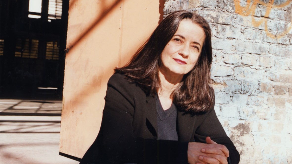 Το ξέσπασμα της Ελένης Καραΐνδρου: Στα χέρια της μετριότητας ο Εθνικός Ύμνος