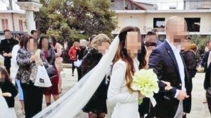 Κορονοϊός – Μαλεσίνα: Ένας γάμος, 14 κηδείες – Τι λέει η μητέρα της νύφης