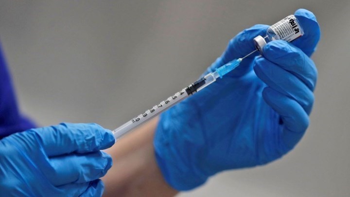 Κορονοϊός: Πρακτικά ερωτήματα σχετικά με τον εμβολιασμό