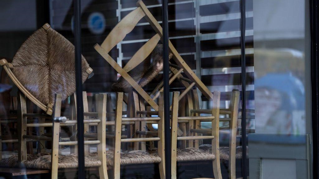 Όλα τα νέα μέτρα στήριξης για τον Απρίλιο – Τι ανακοίνωσαν Σταϊκούρας – Χατζηδάκης