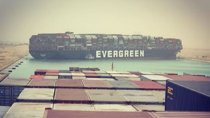 Διώρυγα Σουέζ: Απελευθερώθηκε το Ever Given – Αποκαθίσταται η κυκλοφορία των πλοίων