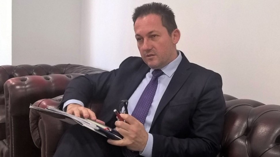 Πέτσας: Πρόθεση να ανοίξουν κάποιες δραστηριότητες τον Απρίλιο – Οι τρεις κινήσεις για στήριξη της εστίασης