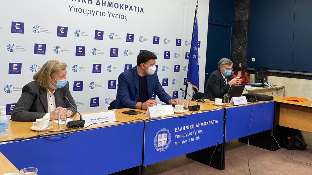 Κορονοϊός: Κικίλιας, Τσιόδρας και Θεοδωρίδου ενημερώνουν τα κόμματα – Τα στοιχεία για τις ΜΕΘ