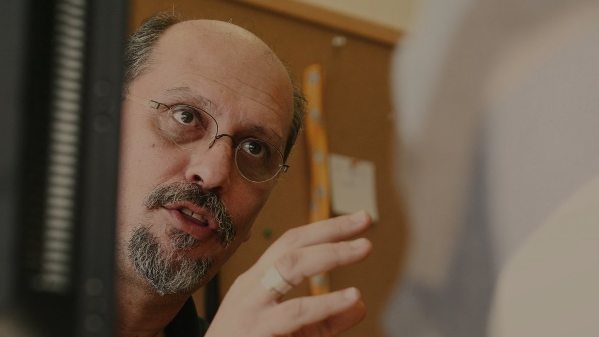 Το συγκινητικό μήνυμα της συζύγου του Βασίλη Λυριτζή: Αν ζούσες καλέ μου, η ζωή θα ήταν πολύχρωμη