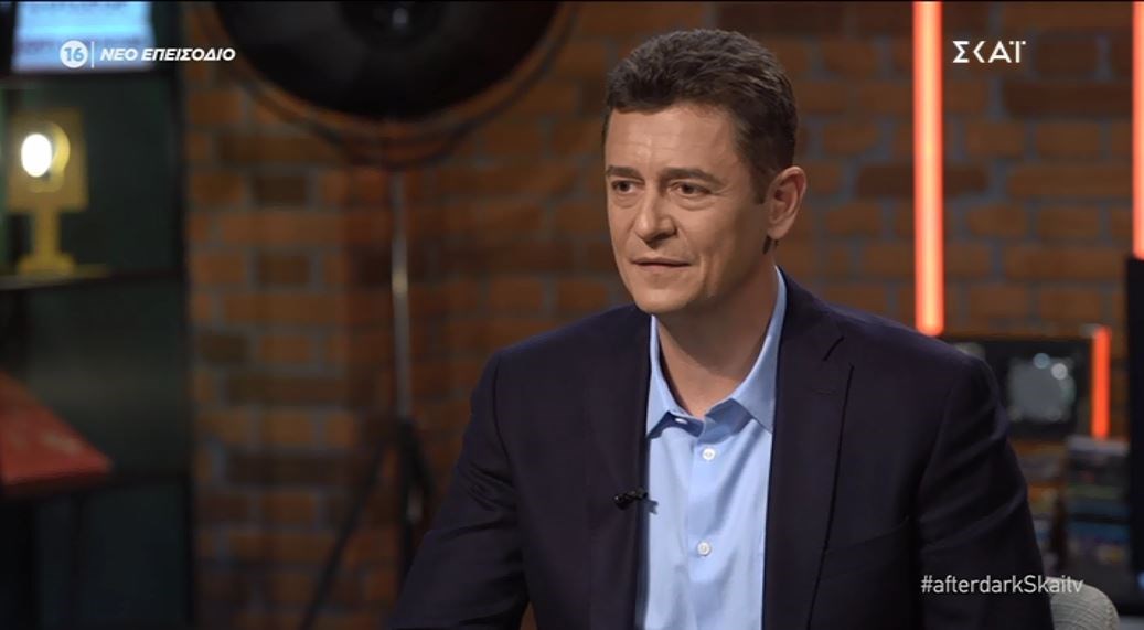 Αντώνης Σρόιτερ: Έχω υποταχθεί στις γυναίκες που υπάρχουν στη ζωή μου – ΒΙΝΤΕΟ