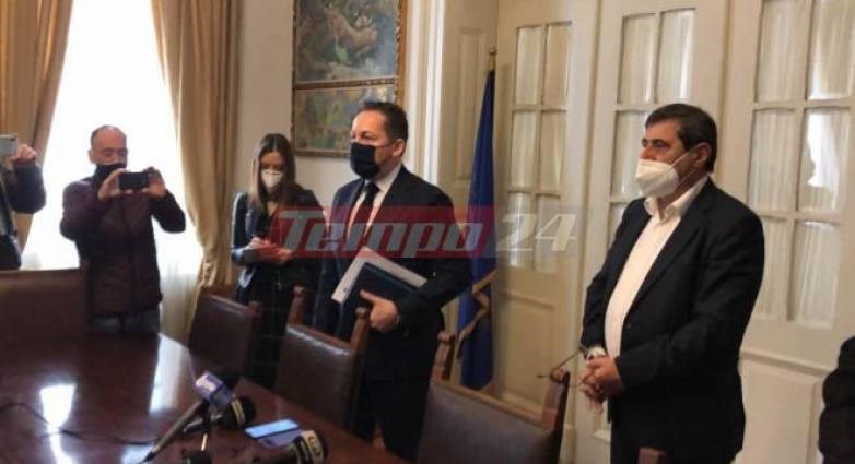 Πάτρα: Συνάντηση Πέτσα – Πελετίδη μετά τις αντιδράσεις για το μη άνοιγμα του λιανεμπορίου – Τι δήλωσαν