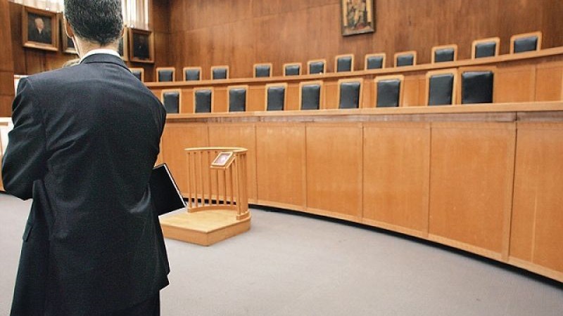 Δικηγόροι: Οι παλινωδίες της κυβέρνησης έχουν εξαντλήσει τις αντοχές μας – Τι ζητούν