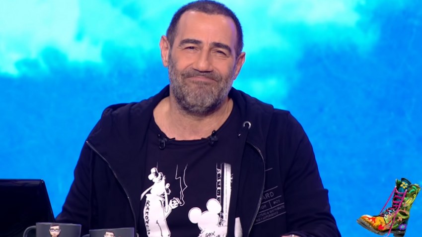 Ράδιο Αρβύλα: Ο κορονοϊός “χτύπησε” την εκπομπή – Η ανακοίνωση του Αντώνη Κανάκη