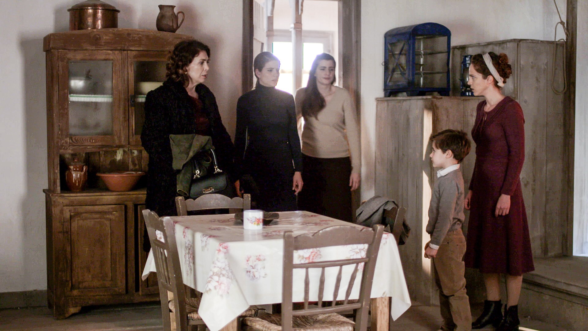 Άγριες Μέλισσες: Οι τρεις αδελφές καταρρακώνονται – Η απόφαση του δικαστηρίου για τον μικρό Σέργιο