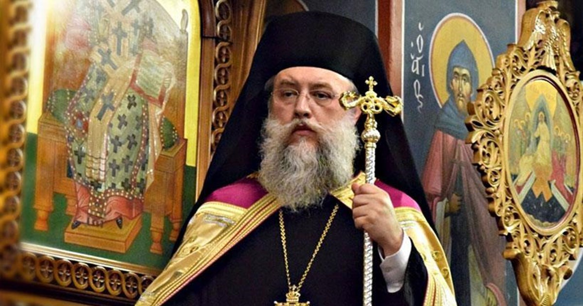 Μητροπολίτης Κηφισιάς: Τι απαντά για τις εικόνες συνωστισμού στην κηδεία αρχιμανδρίτη