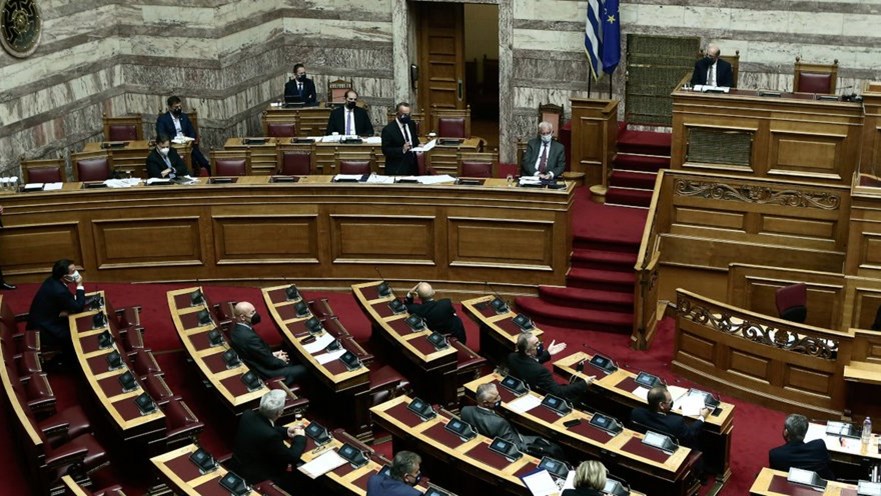 Βουλή: Κατατέθηκε το νομοσχέδιο για την ψήφο των αποδήμων