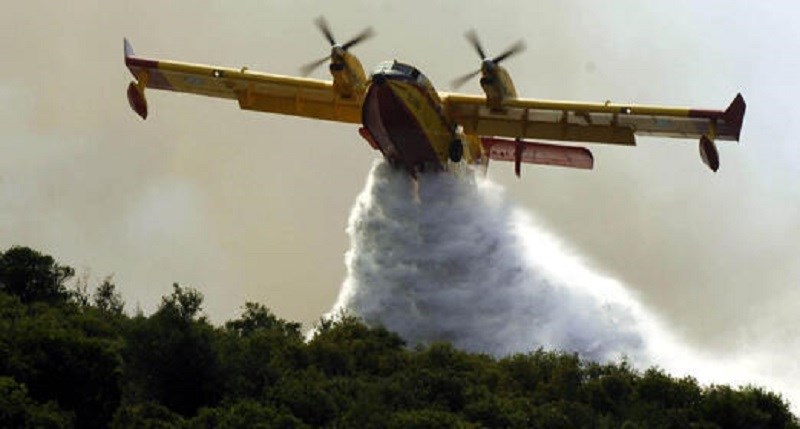 Πυρκαγιά στο Άγιο Όρος – Ισχυρές πυροσβεστικές δυνάμεις στην περιοχή