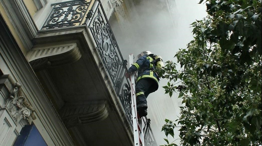 Υπόθεση Marfin: Δύο εμπρησμοί “δείχνουν” τους δράστες – Τέσσερις υπόπτους έχει ταυτοποιήσει η ΕΛ.ΑΣ.