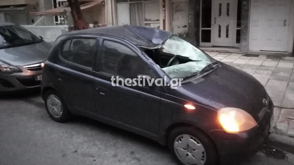 Θεσσαλονίκη: Άνδρας έπεσε από ταράτσα πολυκατοικίας πάνω σε αυτοκίνητο