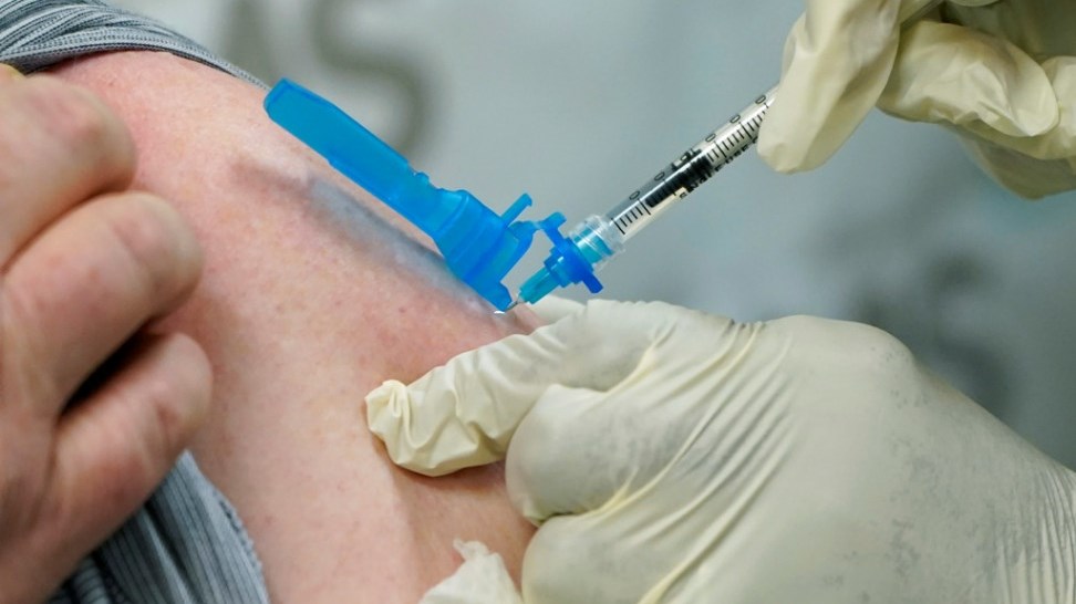 Κορονοϊός: Ανησυχία για τα χαμηλά ποσοστά εμβολιασμού –  Τα στοιχεία ανά ηλικιακή ομάδα