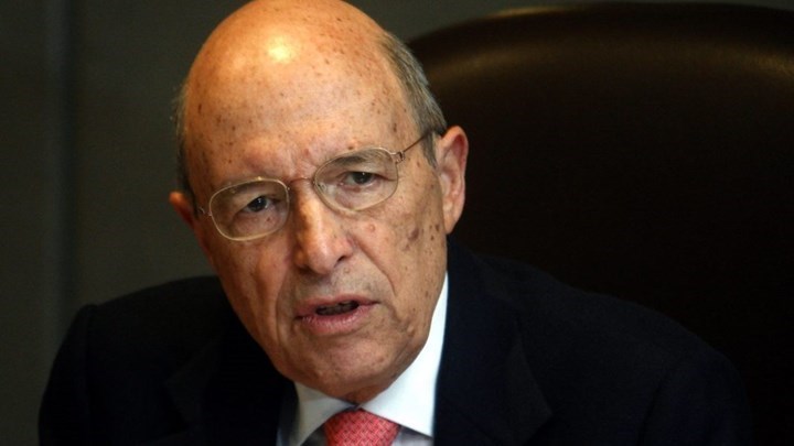 Σημίτης: Τι απαντά στον Καραμανλή για τη συμφωνία του Ελσίνκι