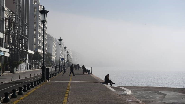 Επιτροπή Λοιμωξιολόγων: Συνεδριάζει για Θεσσαλονίκη, Αχαΐα, Κοζάνη – Τα σενάρια για το λιανεμπόριο