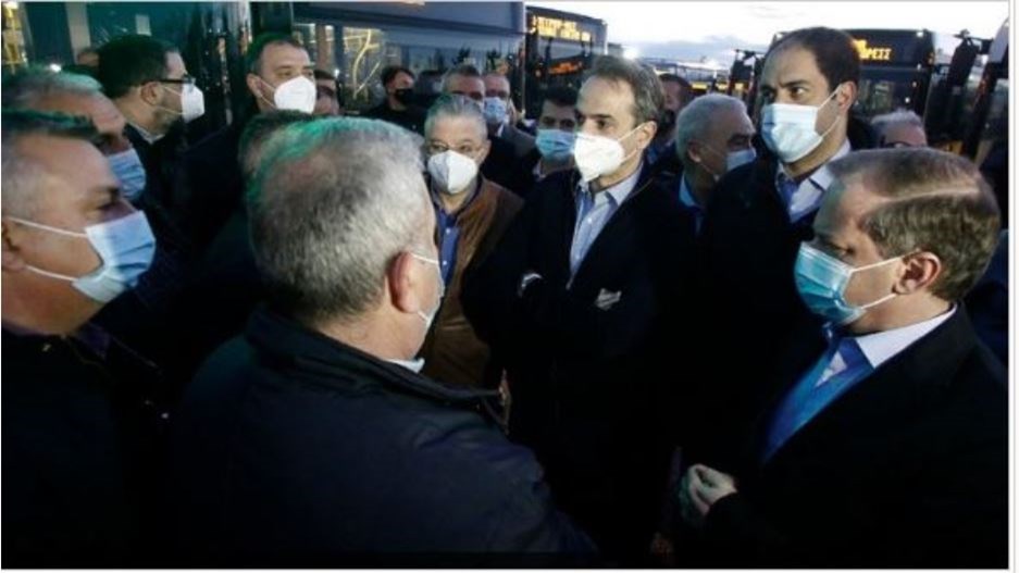 Στο αμαξοστάσιο του ΟΣΥ ο Μητσοτάκης: Προτεραιότητά μας η στήριξη των Μέσων Μεταφοράς – ΦΩΤΟ – ΒΙΝΤΕΟ