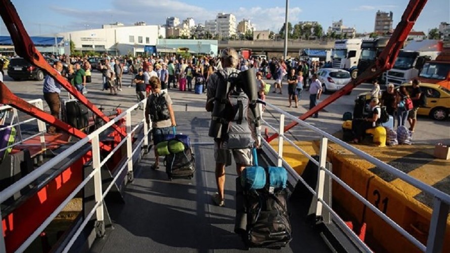 Βρετανία: Στην ”πράσινη λίστα” η Ελλάδα – Ενδεχομένως από τις 17 Μαΐου οι πρώτοι τουρίστες στη χώρα μας