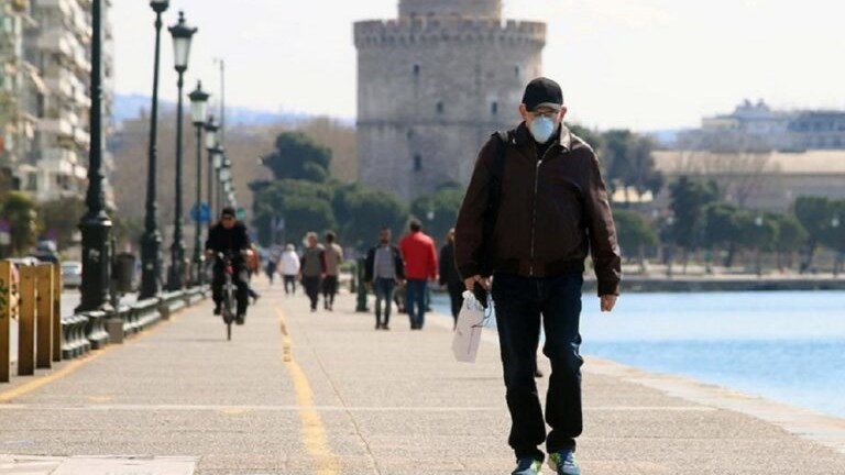Λοιμωξιολόγοι: Η εισήγηση για το λιανεμπόριο σε Θεσσαλονίκη, Αχαΐα, Κοζάνη