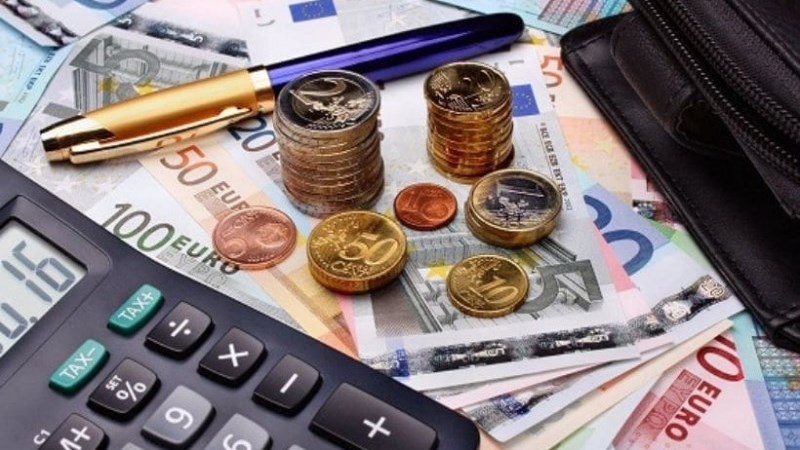 Έτσι φορολογείται το εισόδημα από μισθωτή εργασία και συντάξεις – Γράφει ο Αντ. Μουζάκης