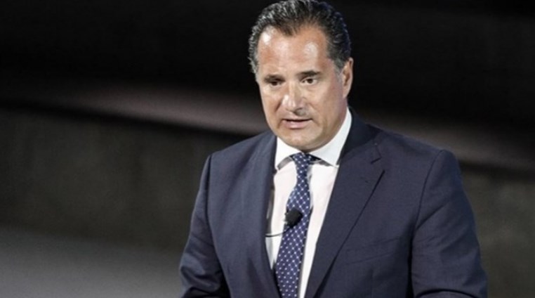 Γεωργιάδης: To κράτος δεν μπορεί να δίνει χρήματα στον κόσμο για πάντα – Τι είπε για τα εμπορικά κέντρα