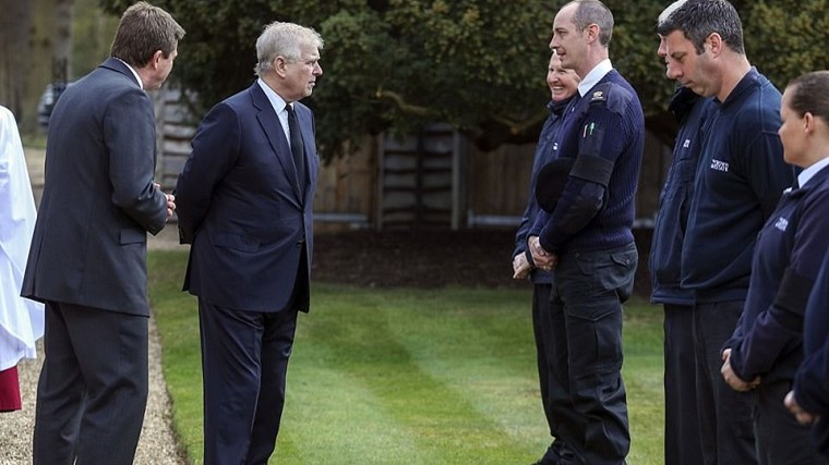 Πρίγκιπας Άντριου: Χάσαμε τον “παππού του έθνους” – Τεράστιο το κενό στη ζωή της βασίλισσας