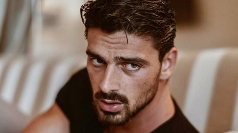 Μικέλε Μορόνε: Ο Mr 365 DNI εμβολιάστηκε κατά του κορονοϊού