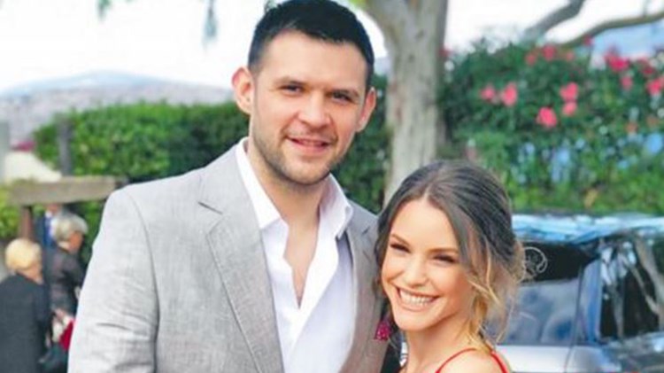 Κώστας Παπανικολάου – Αγγελική Μπίθα για τον ερχομό της κόρης τους : Καταλάβαμε ποιο είναι το θαύμα της ζωής