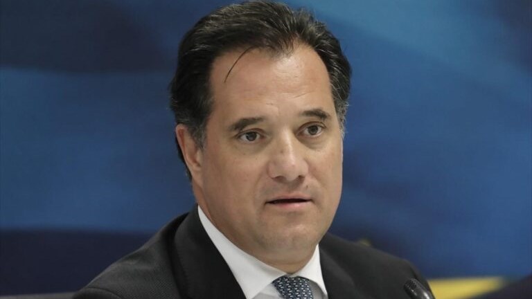 Γεωργιάδης: Θα εισηγηθώ άνοιγμα εμπορικών κέντρων, φροντιστηρίων και κέντρων αισθητικής