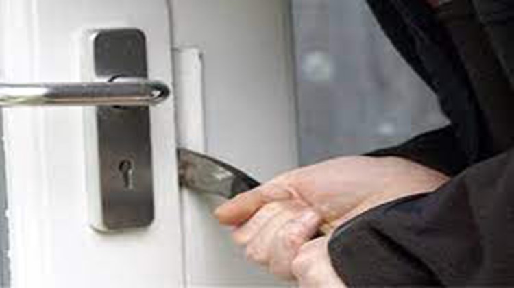 Θεσσαλονίκη: Διαρρήκτης μπήκε σε σπίτι για να κλέψει και… τον πήρε ο ύπνος