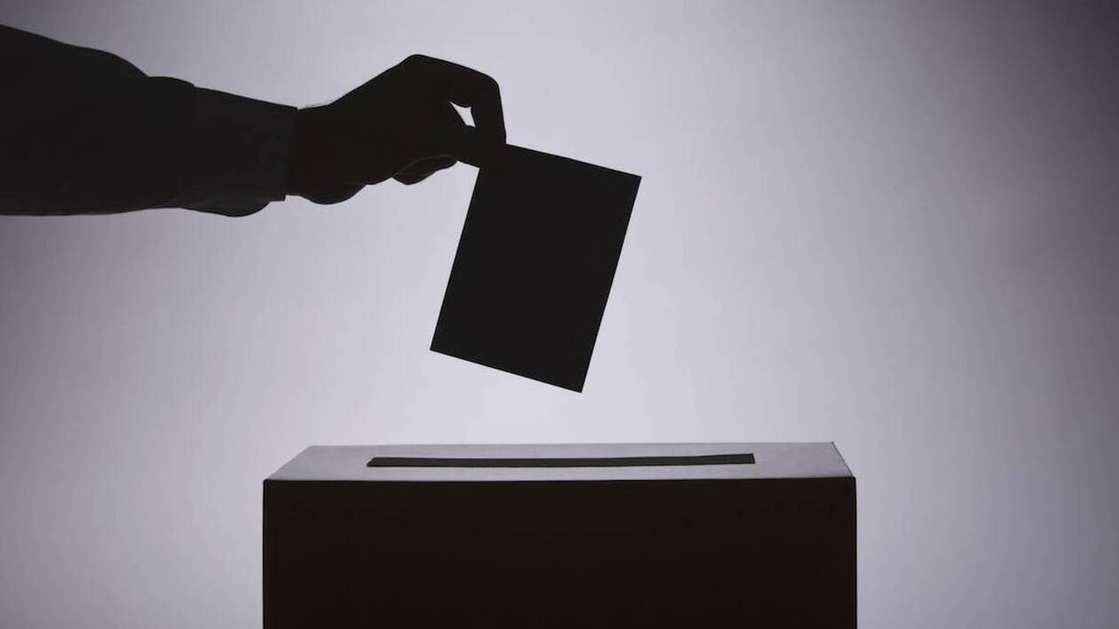 Η ψήφος των αποδήμων βάζει “φωτιά” στο πολιτικό σκηνικό – Η ρύθμιση Βορίδη και η αντίδραση του ΣΥΡΙΖΑ