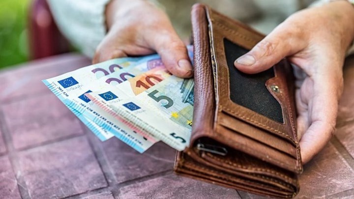 Αναδρομικά κληρονόμων: Καταβολή 20,4 εκατ. ευρώ σε 31.461 δικαιούχους – Πότε θα γίνουν νέες πληρωμές