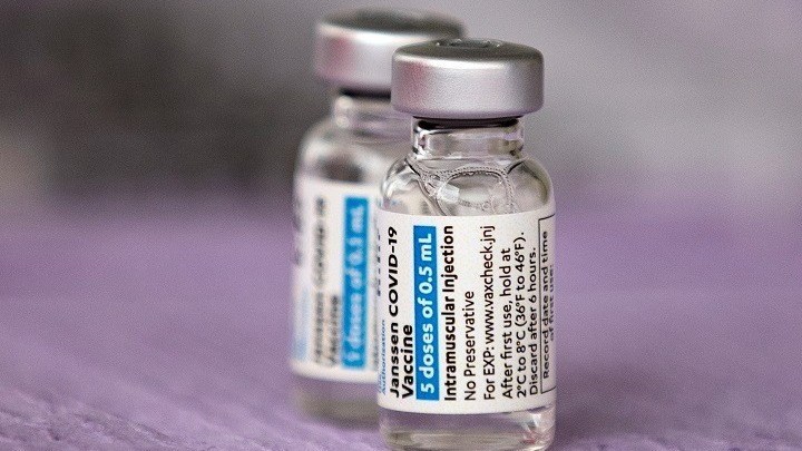 Εμβόλιο Johnson & Johnson- Θεμιστοκλέους: Προσαρμοζόμαστε σε οποιαδήποτε δυσκολία