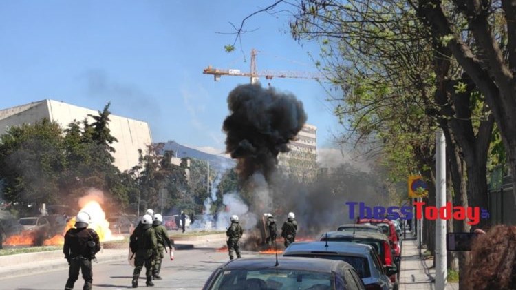 Θεσσαλονίκη: Επεισόδια μετά το πανεκπαιδευτικό συλλαλητήριο – Πληροφορίες για τραυματία