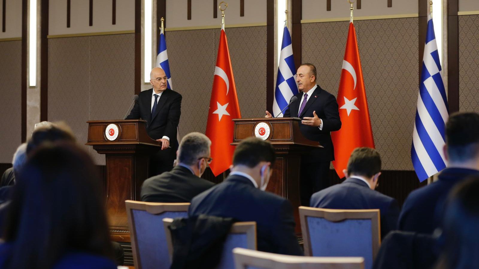 Στα κατεχόμενα ο Τσαβούσογλου: Συντονίζεται με Τατάρ ενόψει πενταμερούς