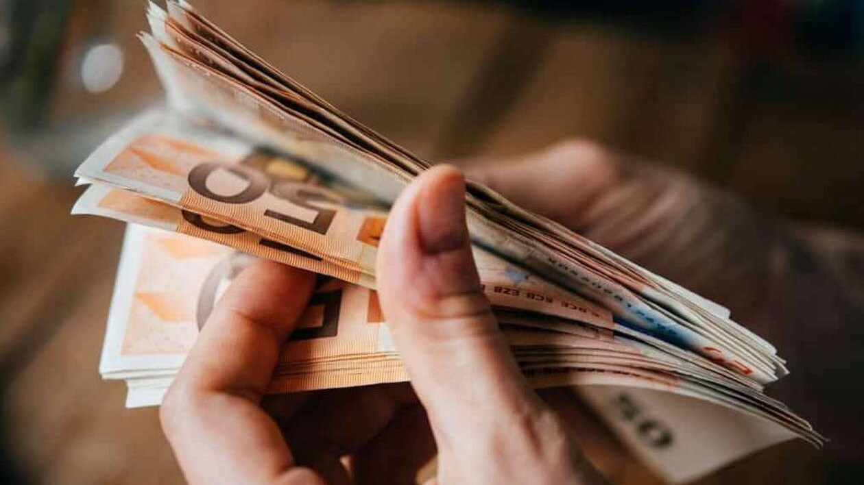 Αναδρομικά συνταξιούχων: Πότε πληρώνονται όσοι έχουν πάνω από 30 έτη ασφάλισης – Τι θα λάβουν