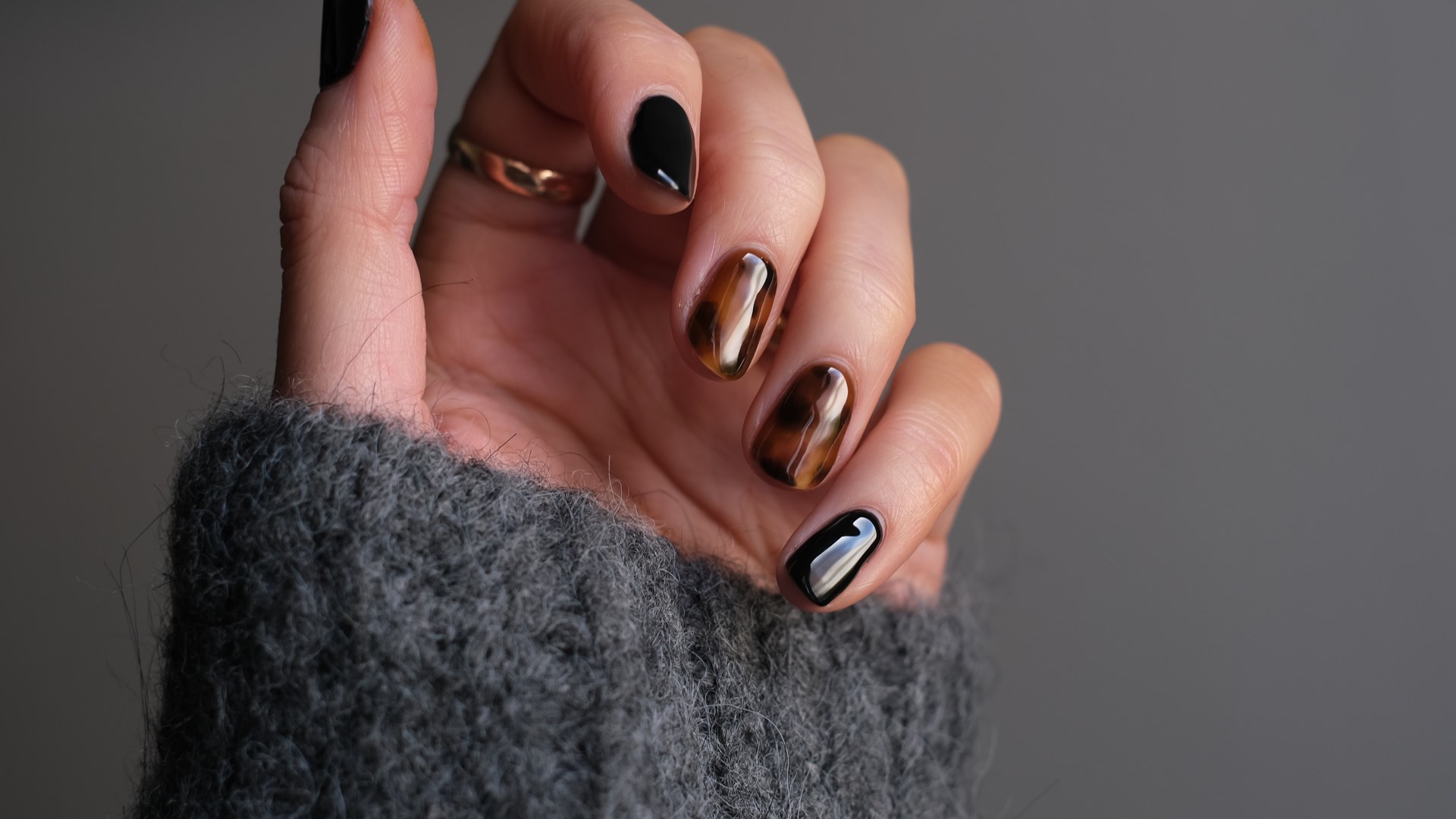 Το τέλειο μανικιούρ είναι μόνο μερικά tips μακριά